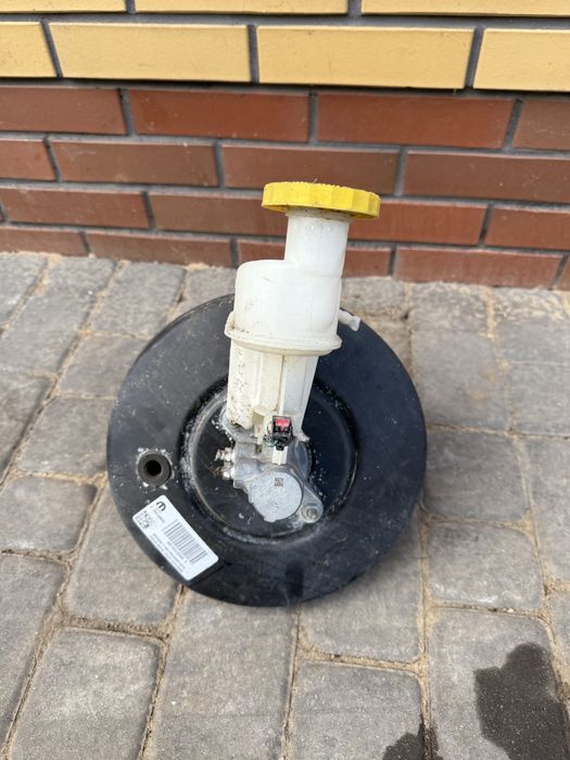 Jeep Compass II 16- renegade Serwo hamulcowe pompa hamulcowa cherokee