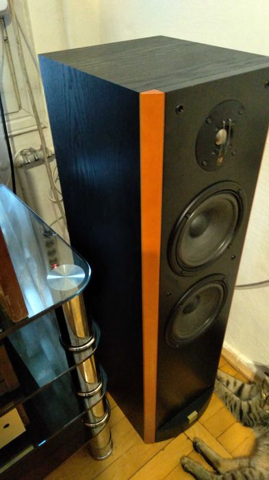 акустична система JBL L6