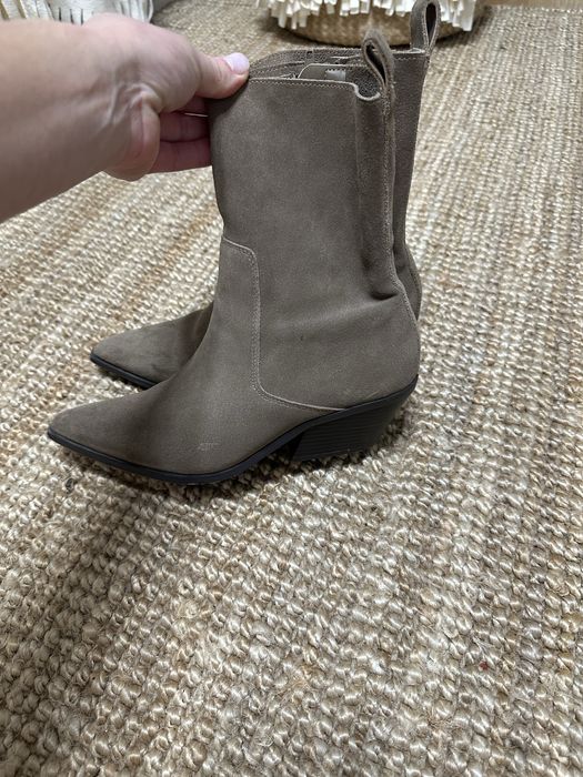 Черевики ботильйони козаки 38р.