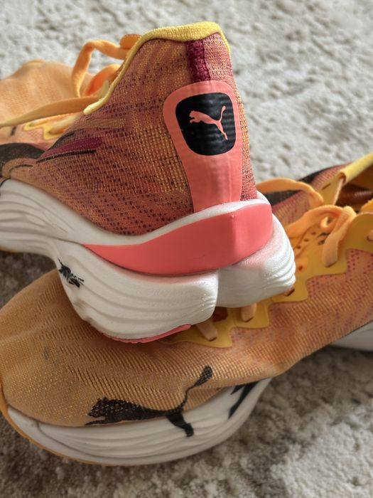 Кросівки для бігу