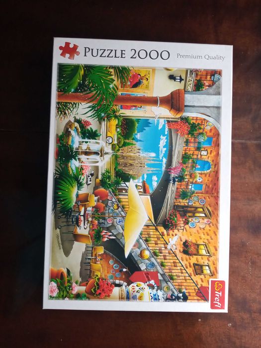Puzzle trefl 2000 widok na Barcelonę