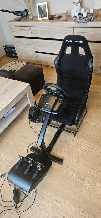 Logitech G29 + shifter + Playseat