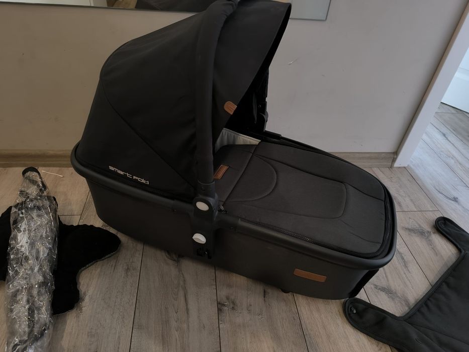 Wózek gondola/spacerowy w jednym plus nosidełko maxi cosi