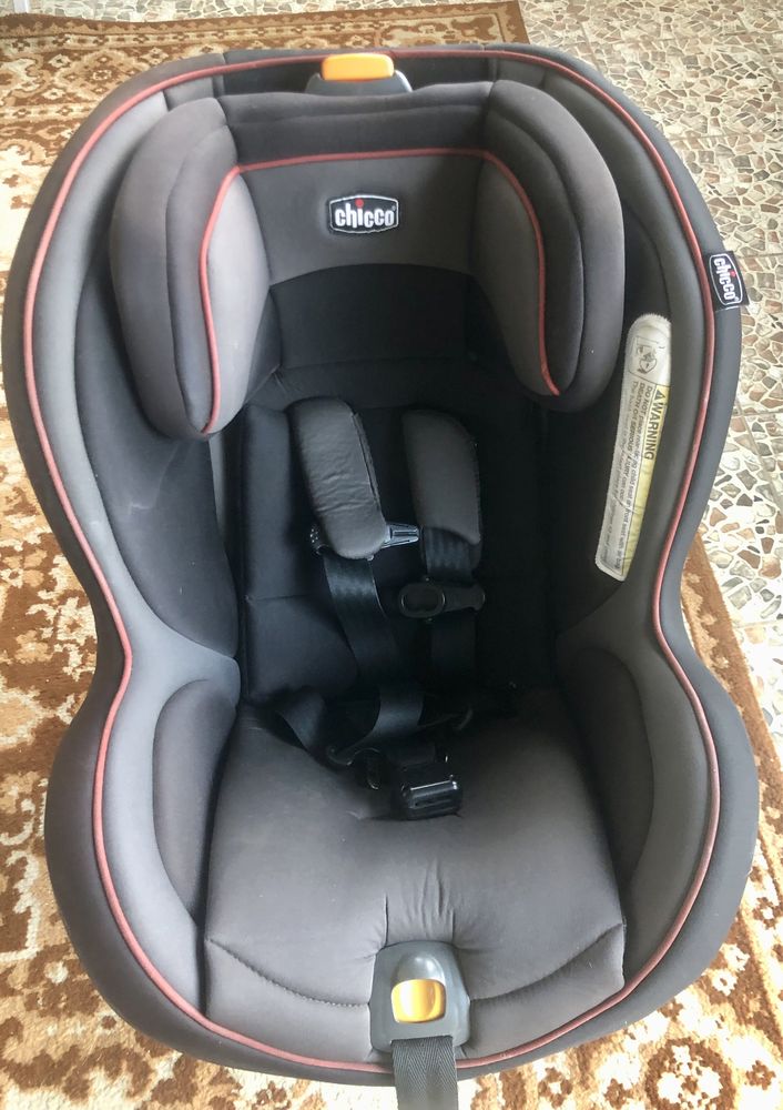 Автокрісло Chicco NextFit