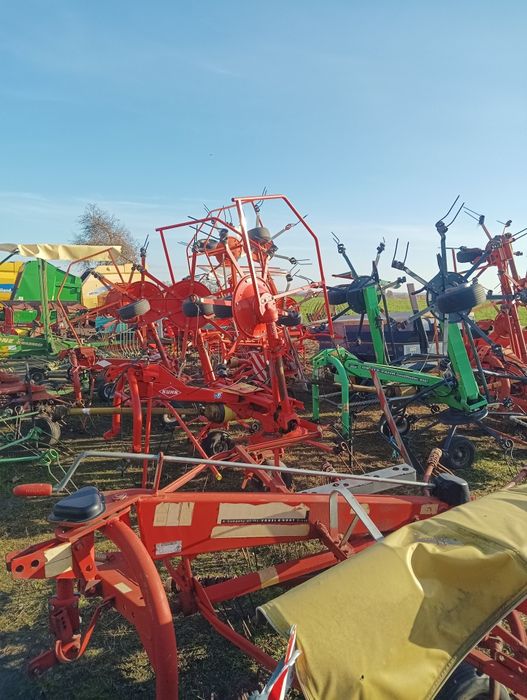 Przetrząsarka  do siana 4,  6 , 8 gwiazdowa zgrabiarka kuhn Krone