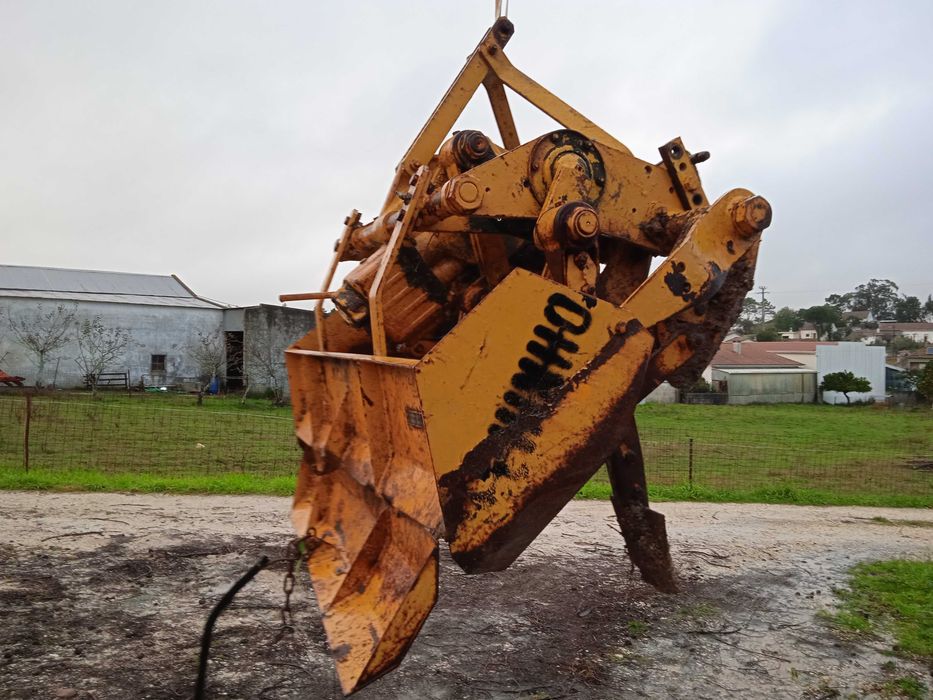 Cavadeira para trator de 1 metro e 40