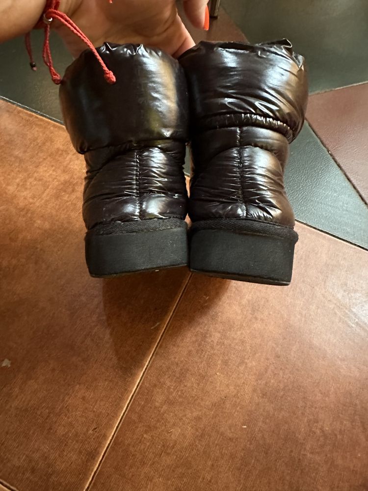 Уги оригинальные Zara