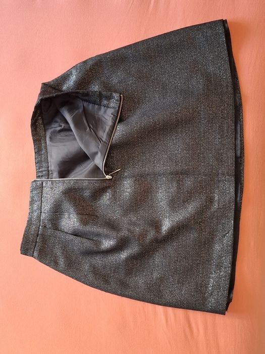 Spódnica Mohito mini czarno-srebrna rozm. 40
