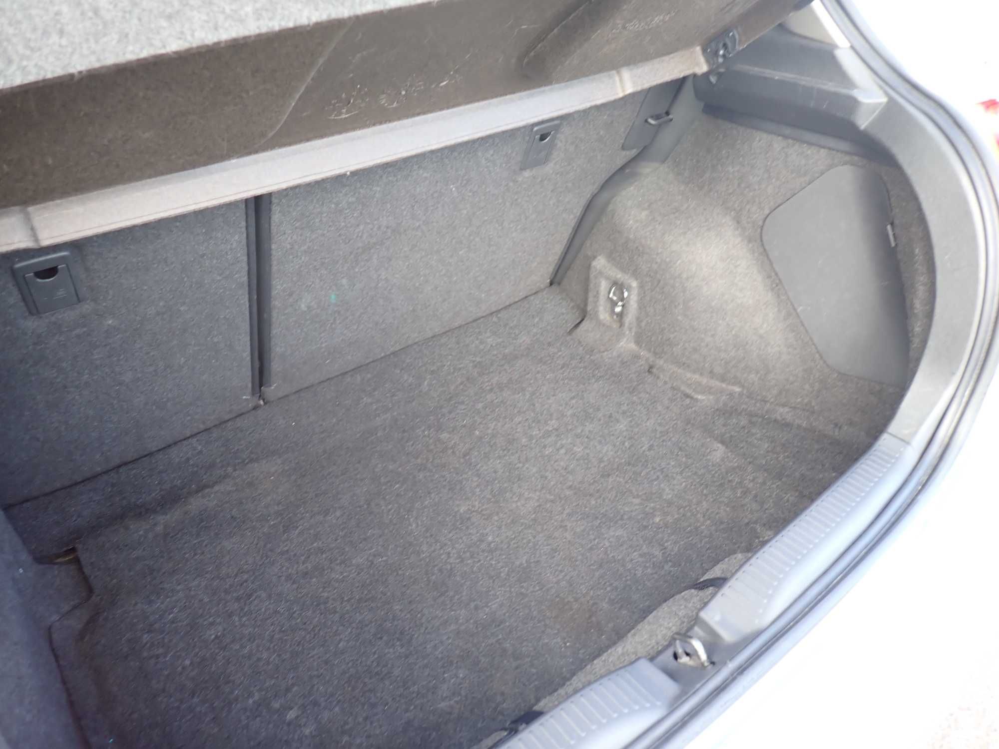 Toyota Auris impecavel