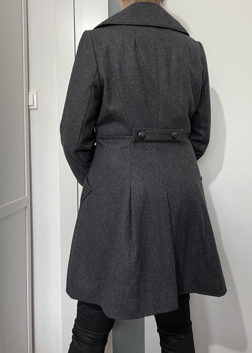 Soaked in Luxury szary rozkloszowany płaszcz midi