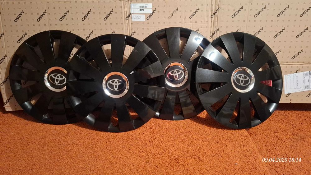Kołpaki czarne (metalic)Toyota 16 cali