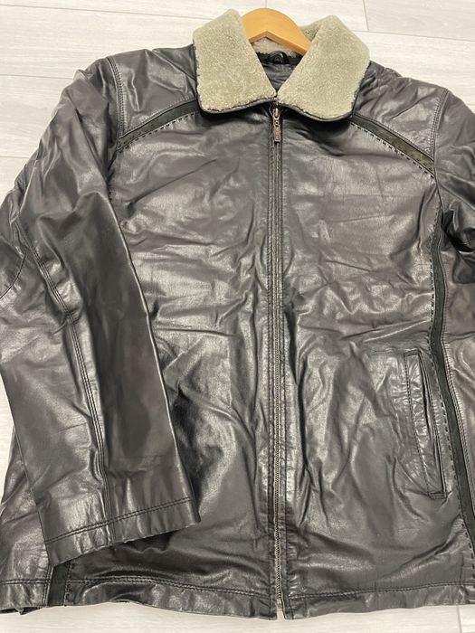 Шкіряна чоловіча куртка