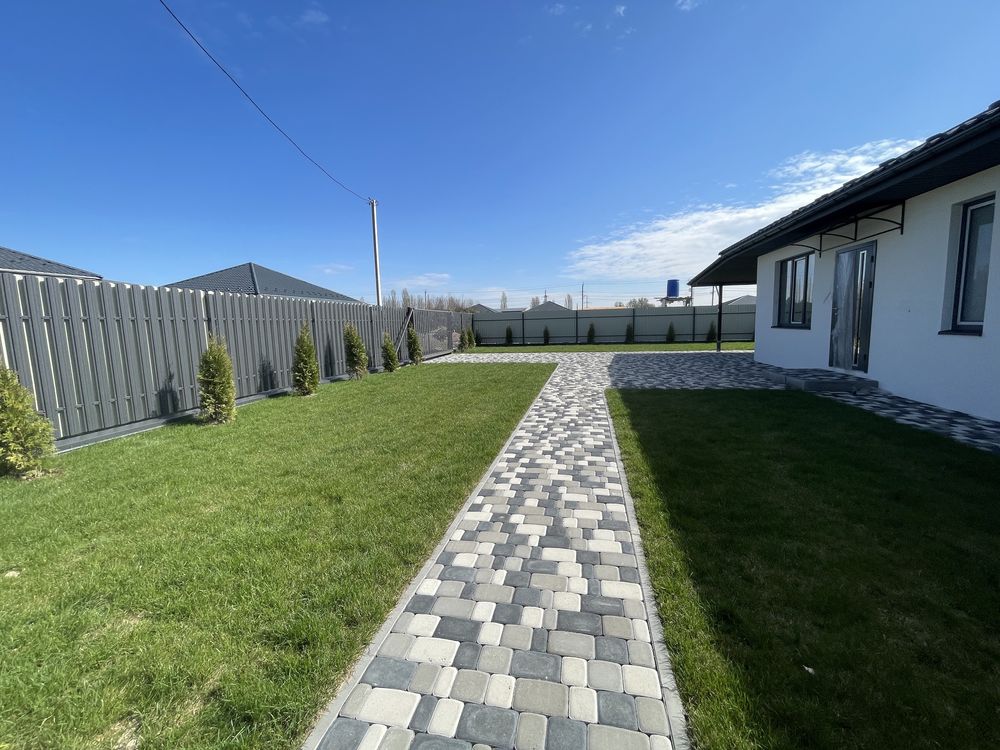Продаж готового будинку на 5 сотках в 20хв від Києва