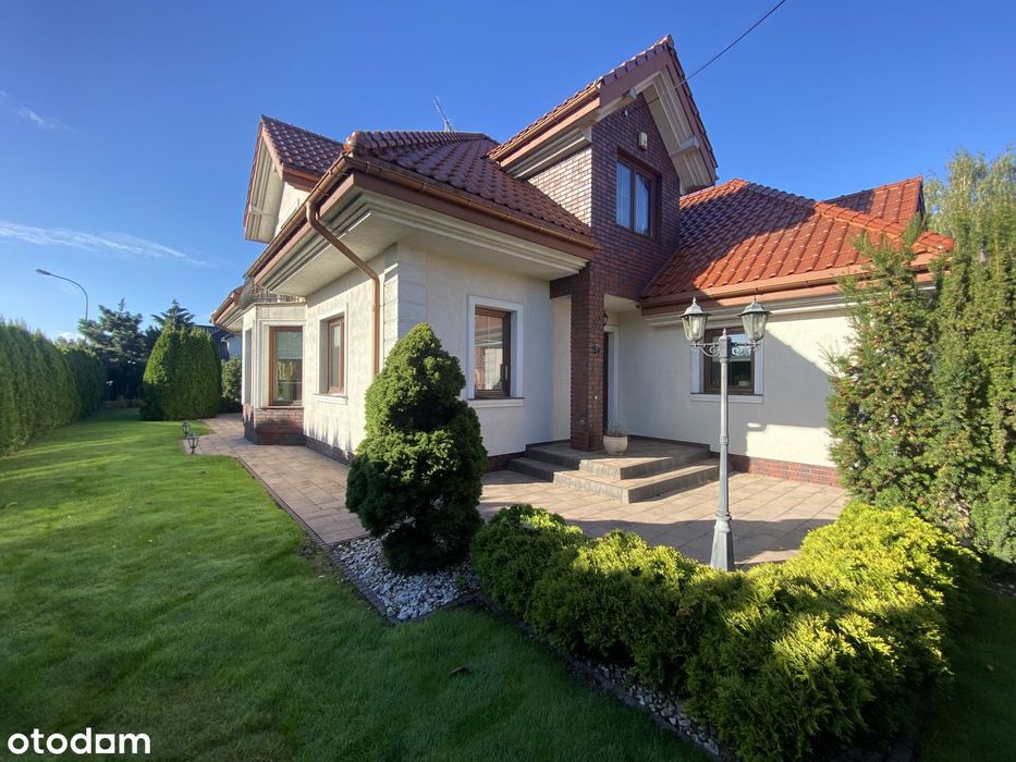 Komfortowy Dom W Super Lokalizacji!!!