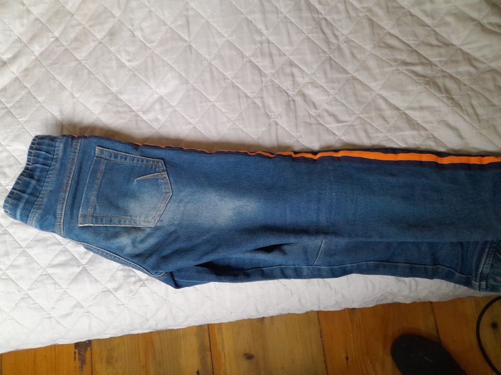Spodenki jeansowe,  spodnie 128 , jeansy