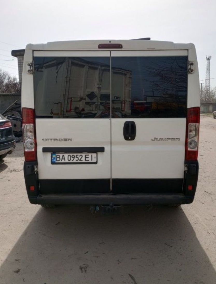 Продам микроавтобус. На 9 мест. Всё за подробностями пишите.