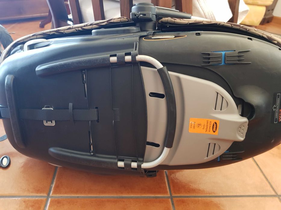 Ovo/alcofa + Carrinho bébé Carolina Herrera