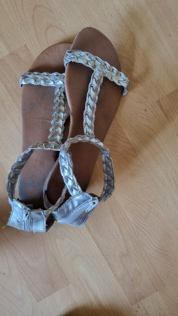 Sandały srebrne rozmiar 41