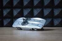 Hot Wheels Corvette Stingray z 2003 roku.