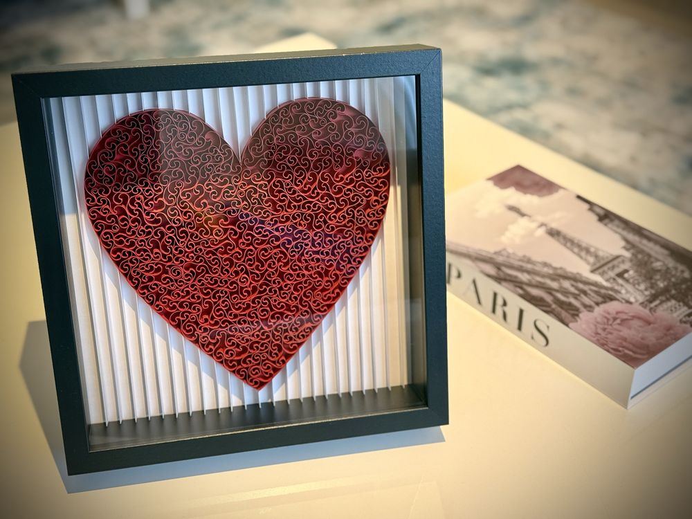 Quadro coração artesanal em quilling