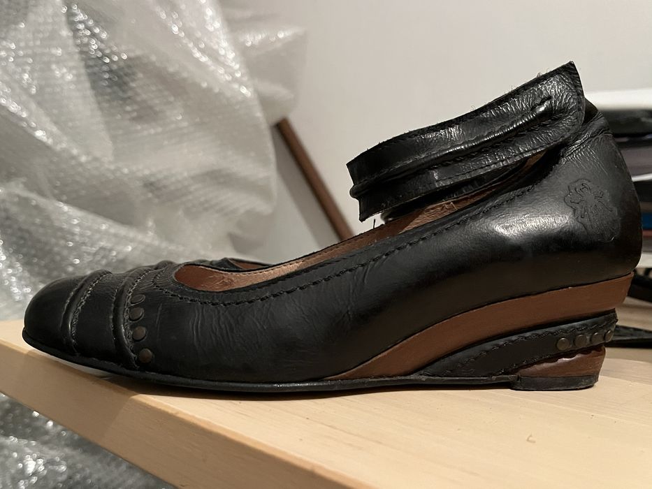 Sapatos Fly London 36