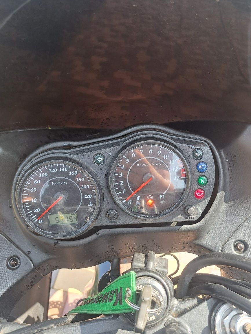 Продам Kawasaki er-6f 2007 года