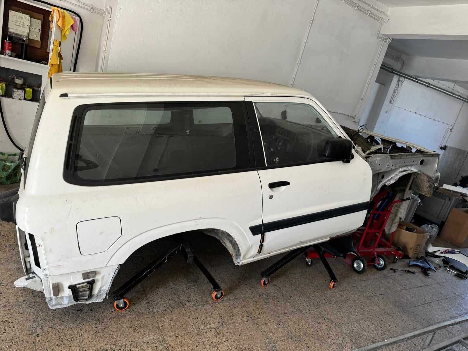 Cabine Carroçaria Nissan Patrol y61