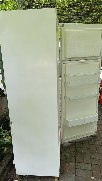 Холодильник  Bosch