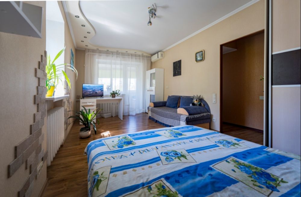 Солнечный. Набережная. 1 кв от собственника Почасово и Посуточно