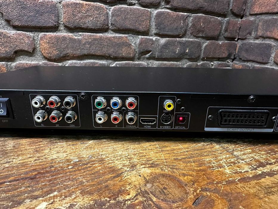 Odtwarzacz DVD Manta z pilotem  HDMI