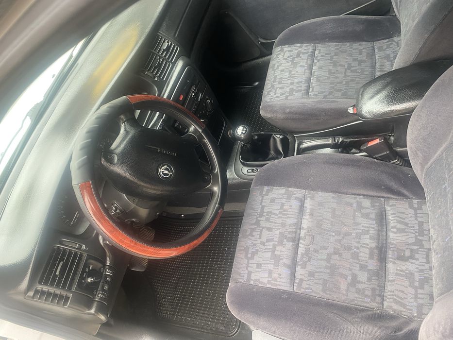 Опель Вектра 2.0 турбодизель. Стан доглянутий!