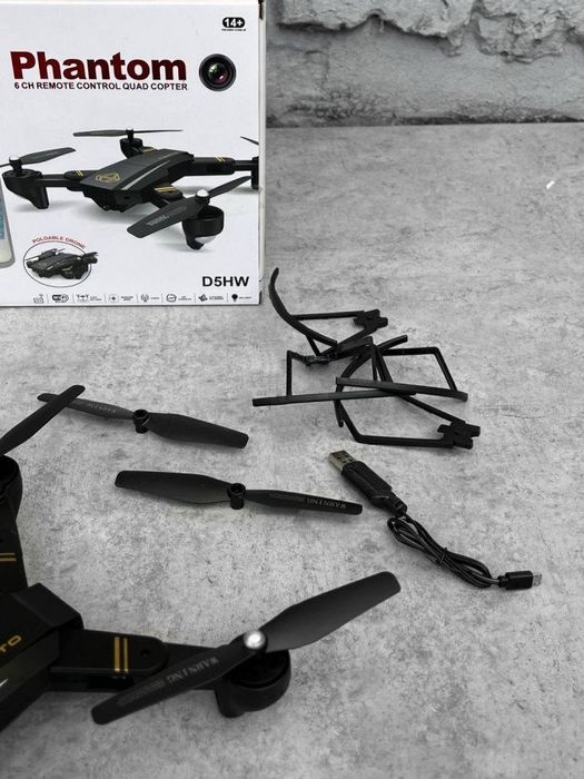 Квадрокоптер с камерой дрон складной Радиоуправляемый мини с пультом P