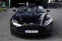 Aston Martin DB11 Aston Martin DB11 Cabrio