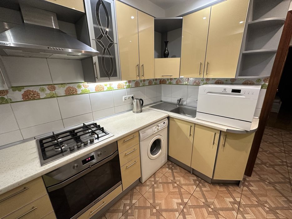 Оренда Тичини 1, березняки, набережна, тельбін