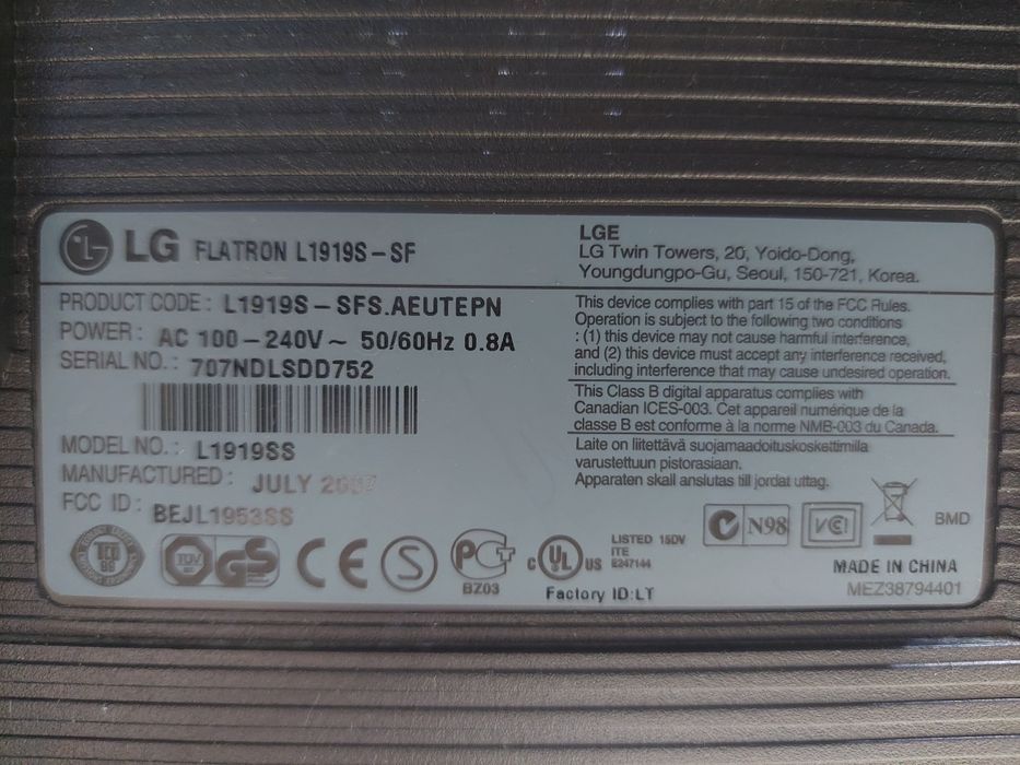 LCD LG 19" Flatron L1919S-SF 5:4 Sprawny