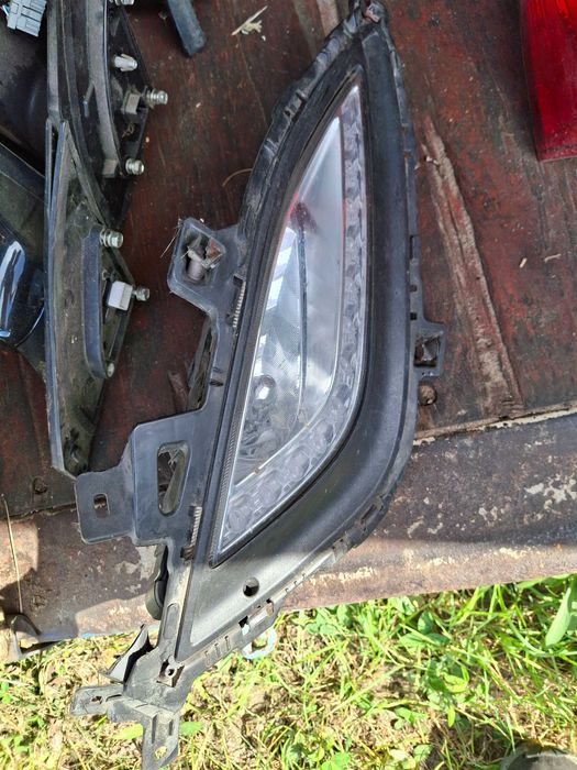 Hyundai i30 halogen led prawy drl w zderzak