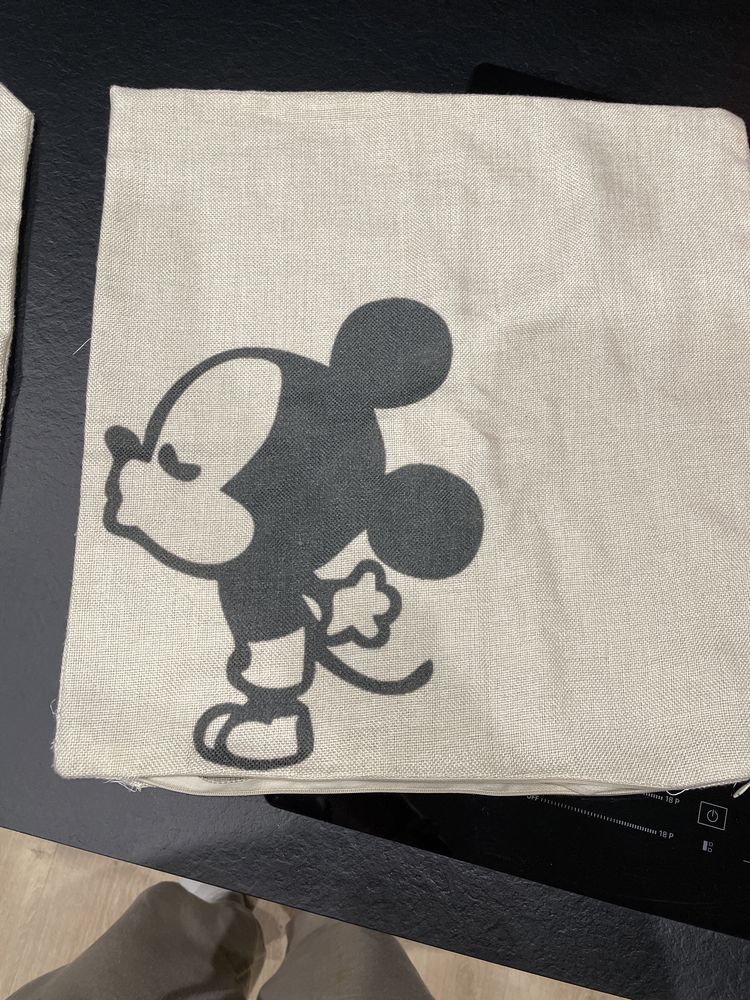 2 szt poszewka  Mickey