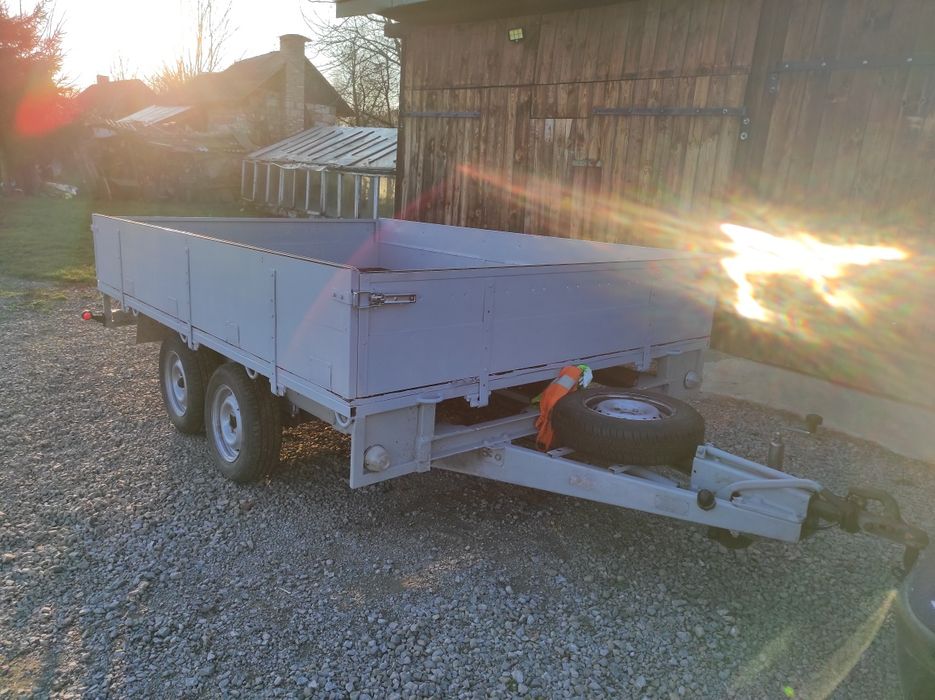 Przyczepka samochodową platforma dmc 1350kg dwuosiowa  320 x 220