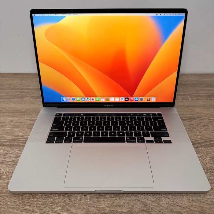 MacBook Pro 16" i7 / 16Gb DDR4 / SSD 512Gb / Radeon 5300m (код: M0541)
