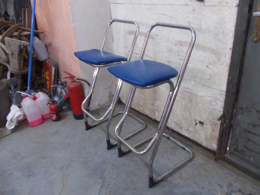 Stare chromowane wysokie hokery krzesła barowe
