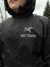 ARCTERYX Вітровка чорна GoreTEX