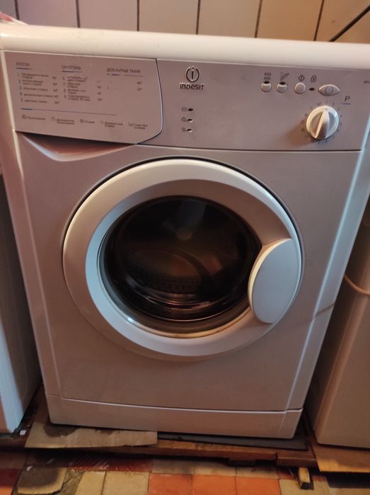 Продам пральну машину на запчастини