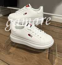 Tommy Hilfiger damskie białe nowe sneakers TH 36