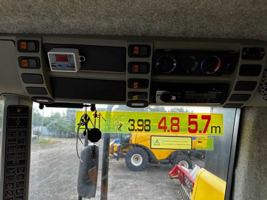 Комбайн зернозбиральний New Holland CSX 7080, 2010 р.в.