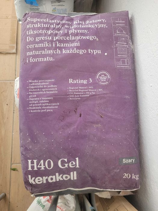Klej żelowy H40 Kerakoll szary20kg  wraz z zestawem do poziomowania