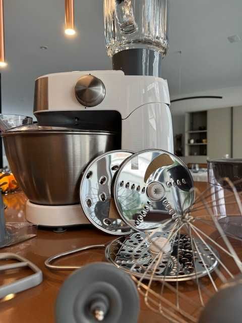 Robô de Cozinha Kenwood com dois usos