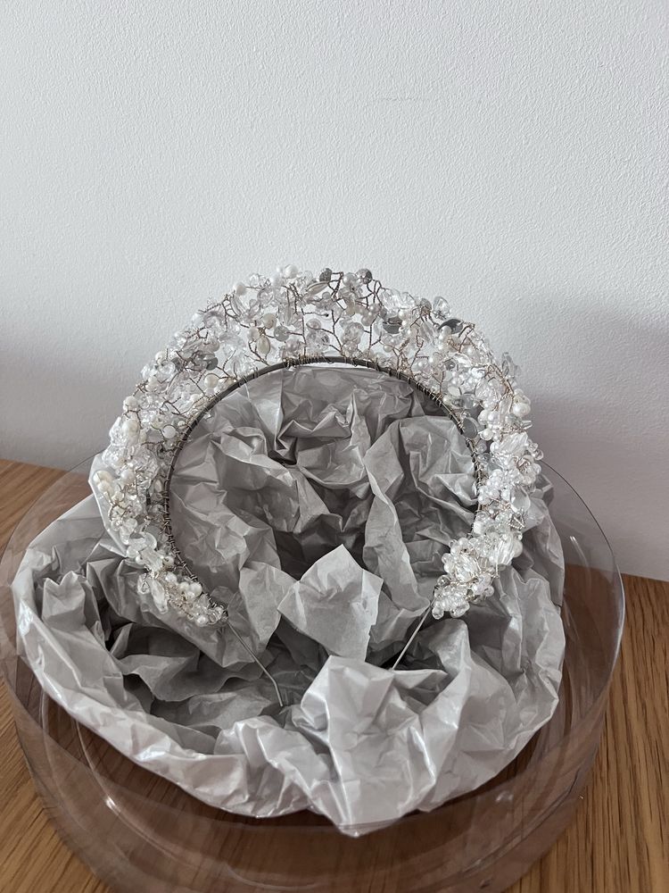 Opaska tiara ślubna