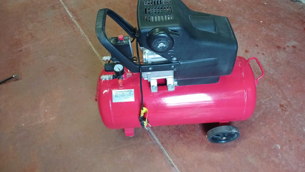 Компресор Intertool 50л РТ-0003, 1,5 кВт