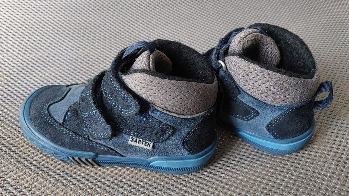 Buty sneakers trzewiki Bartek rozm 23 gwarancja jak nowe