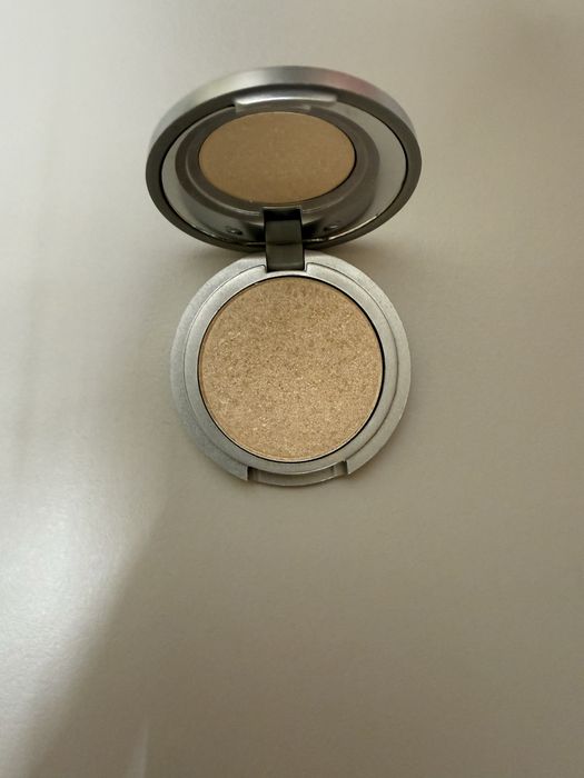 Хайлайтер для обличя